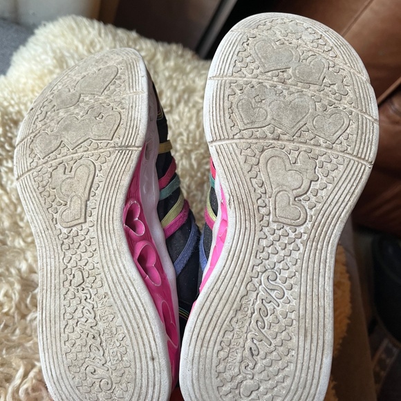 Sketchers Flutter Hearts Bestie shoes 2 - Picture 5 of 6